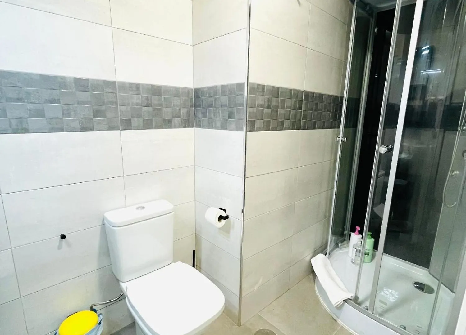 Completo Y Con Buena Ubicacion P2 Apartment Malaga