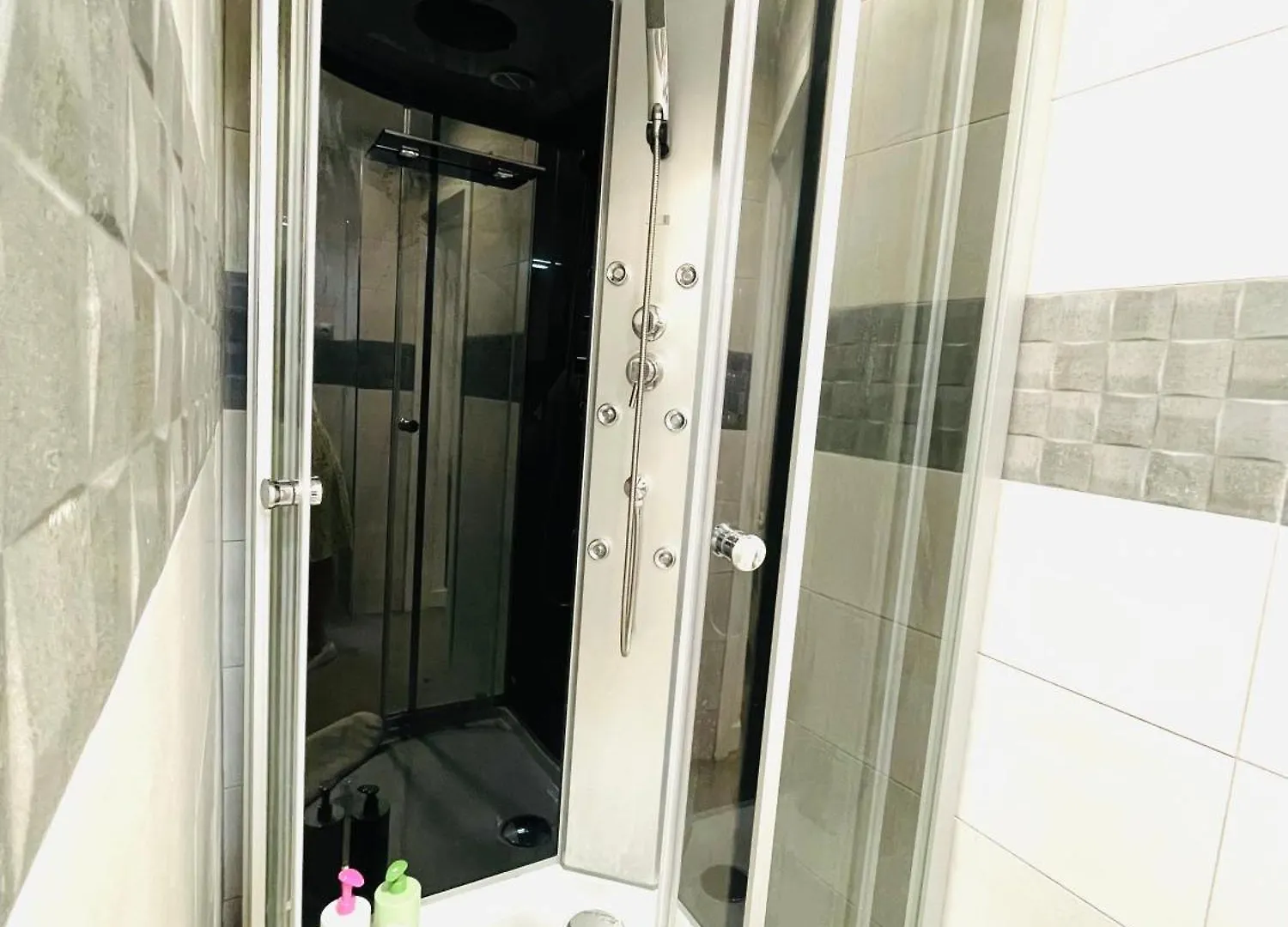 Completo Y Con Buena Ubicacion P2 Apartment Malaga 0*,  Spain